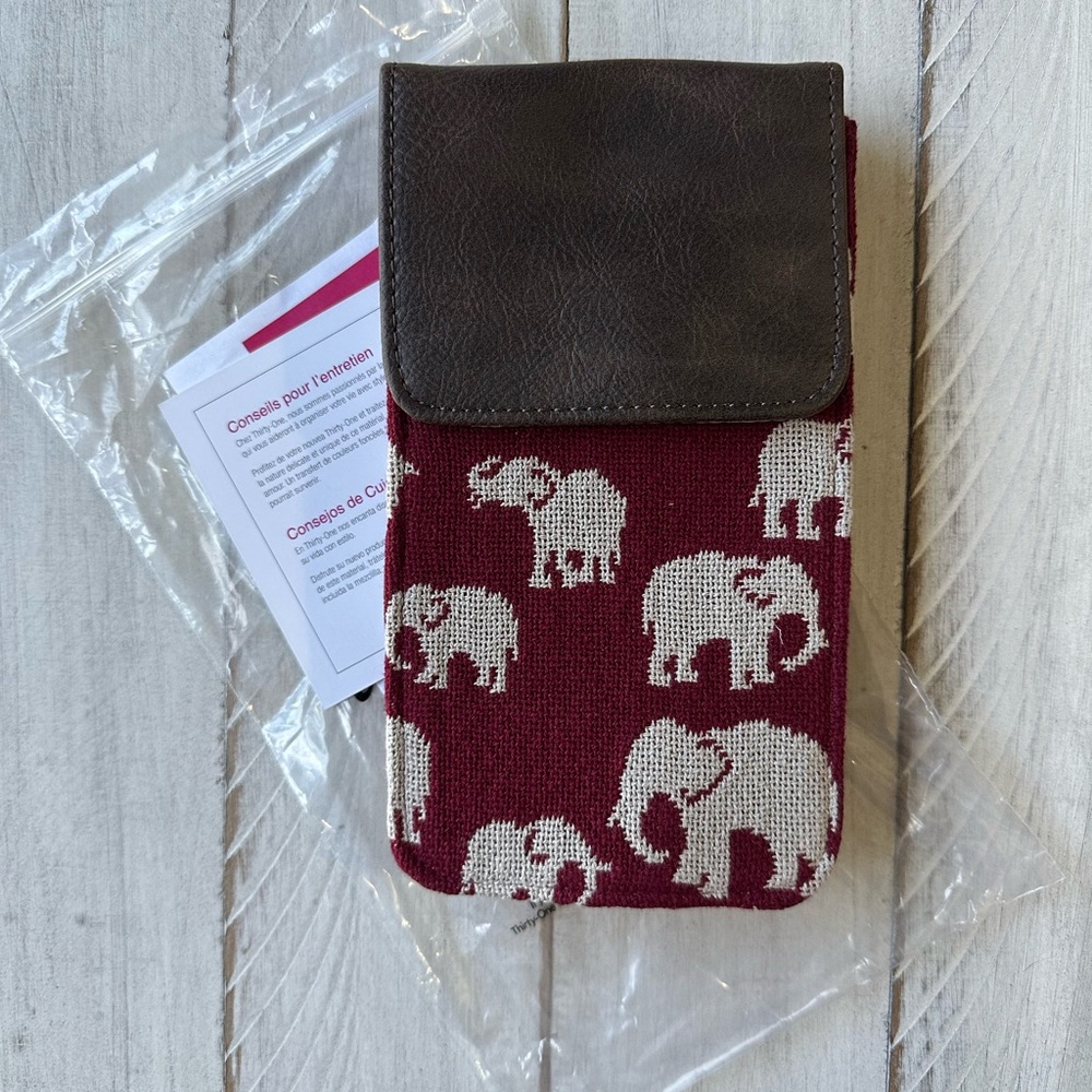#618 Thirty-One crossbody Elephant Patterned